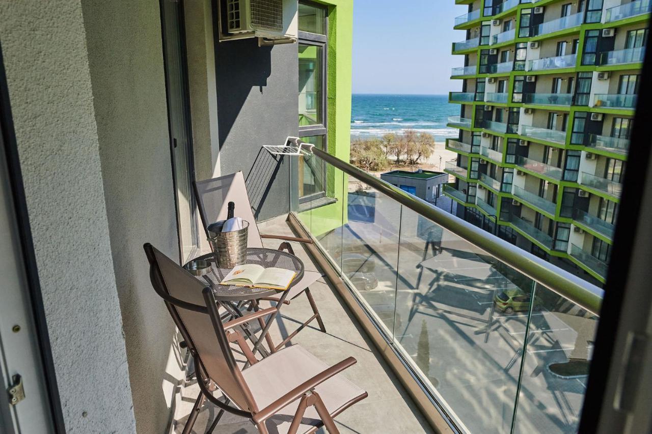 Sea Love Apt Spa N Pools Beach Resort Năvodari Exterior foto
